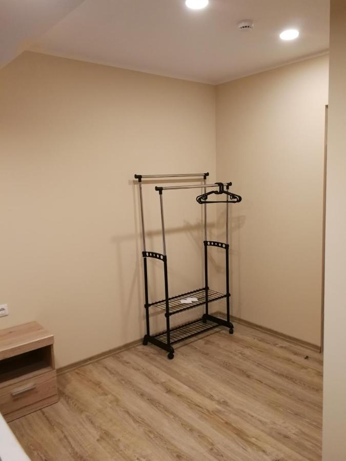 Viesbutis Kelyje Hotel Utena Kültér fotó