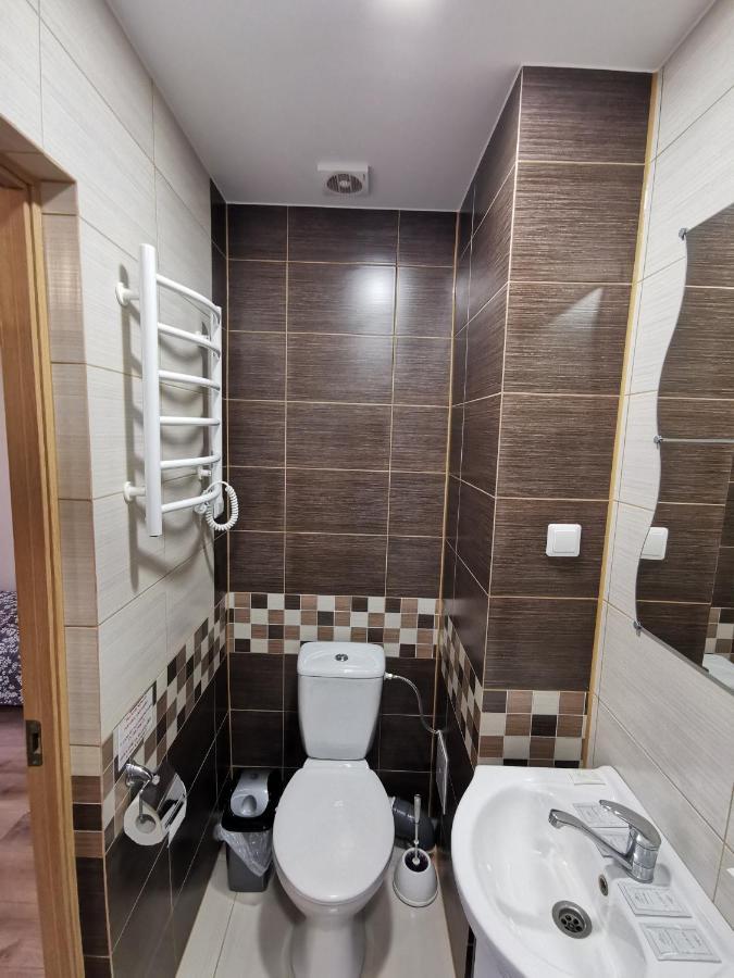 Viesbutis Kelyje Hotel Utena Kültér fotó